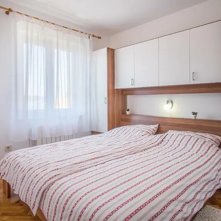 Apartman Cubranic * Vrbnik (Primorje-Gorski Kotar)